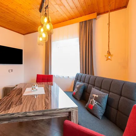 Apartment Modern In Near Area