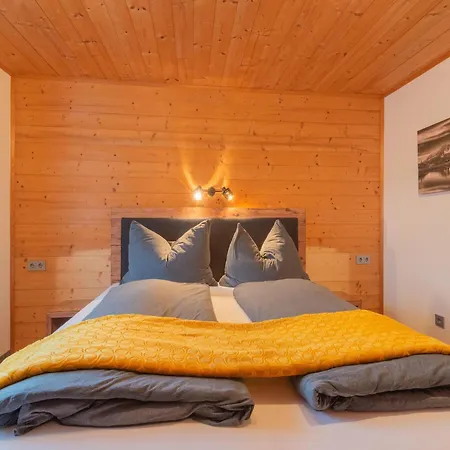 Modern In Near Area Apartman