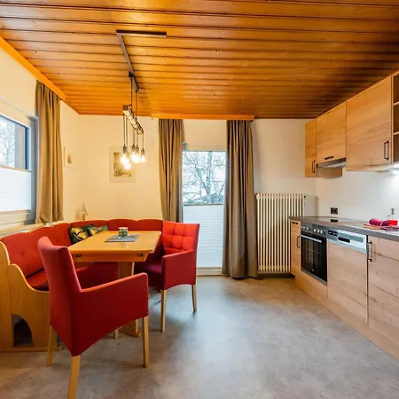 Apartment Modern In Near Area